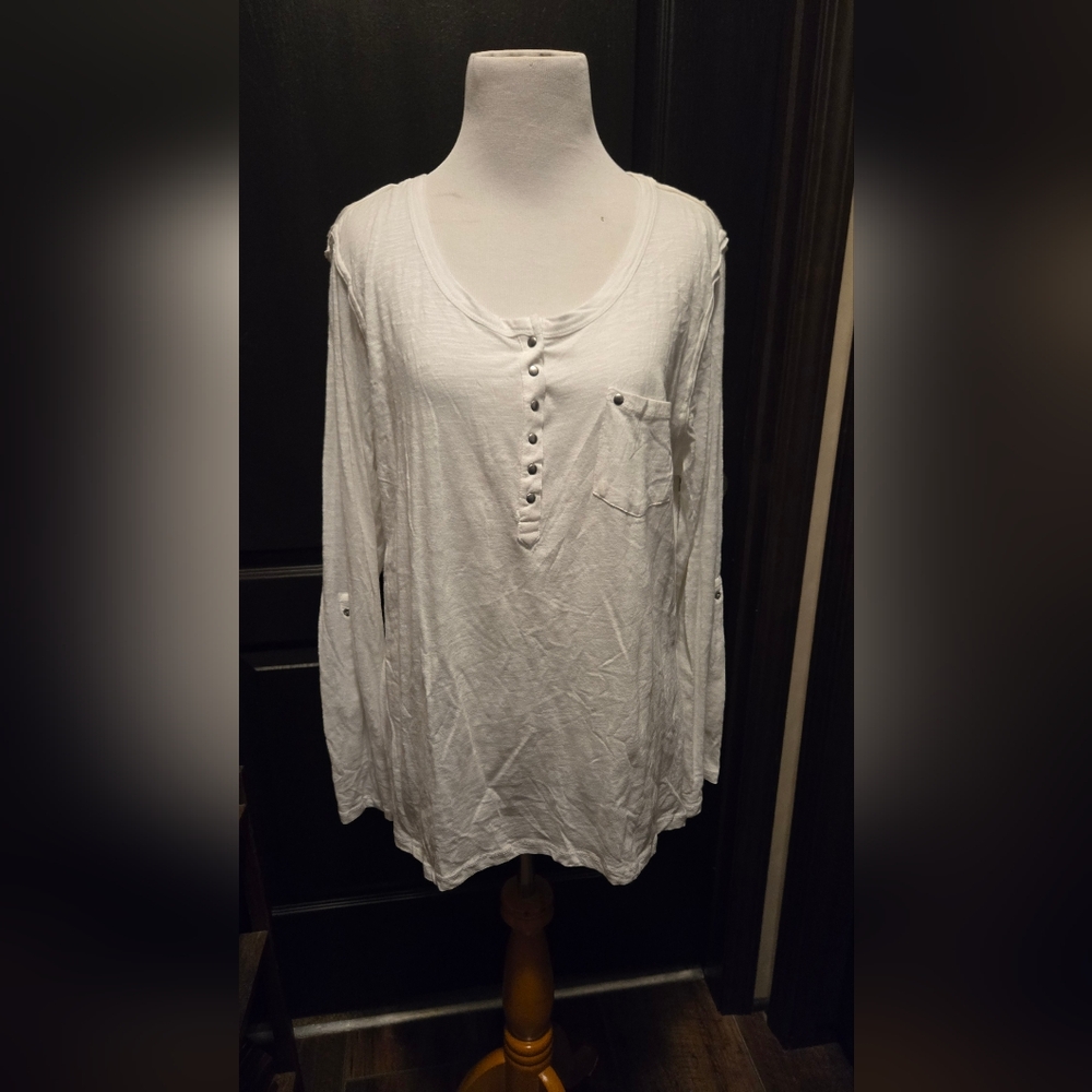 NWT Women's Longsleeve T-shirt Blouse Top